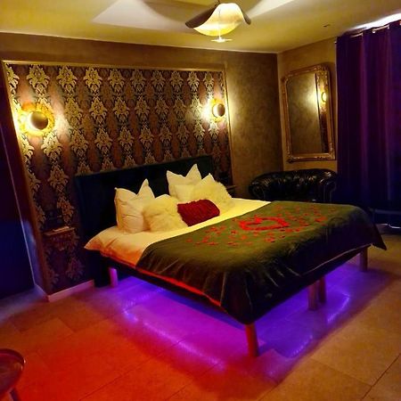 L'Aphrodite Jacuzzi Privatif Saint-Zacharie Dış mekan fotoğraf